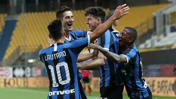 Parma 1-2 Inter Milan: Ngược dòng khó tin (Vòng 28 Serie A) - Ảnh 2. Parma 1-2 Inter Milan: Ngược dòng khó tin (Vòng 28 Serie A) - Ảnh 2.