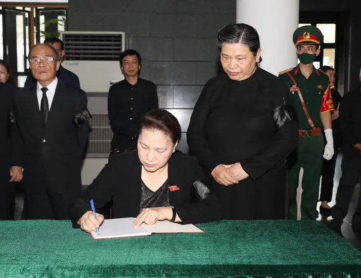Vĩnh biệt đồng chí Vũ Mão, một cán bộ có nhiều đóng góp cho hoạt động Quốc hội Việt Nam - Ảnh 5. Vĩnh biệt đồng chí Vũ Mão, một cán bộ có nhiều đóng góp cho hoạt động Quốc hội Việt Nam - Ảnh 5.