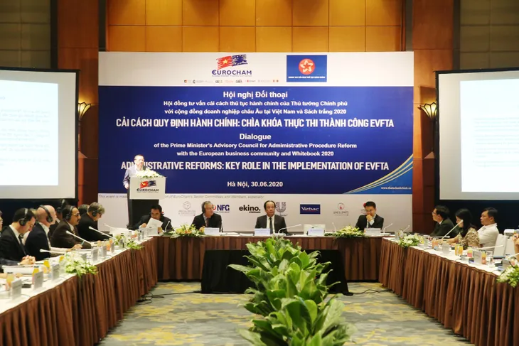 Việt Nam giải quyết thủ tục cho chuyên gia EU nhập cảnh chỉ trong 1 ngày - Ảnh 1. Việt Nam giải quyết thủ tục cho chuyên gia EU nhập cảnh chỉ trong 1 ngày - Ảnh 1.