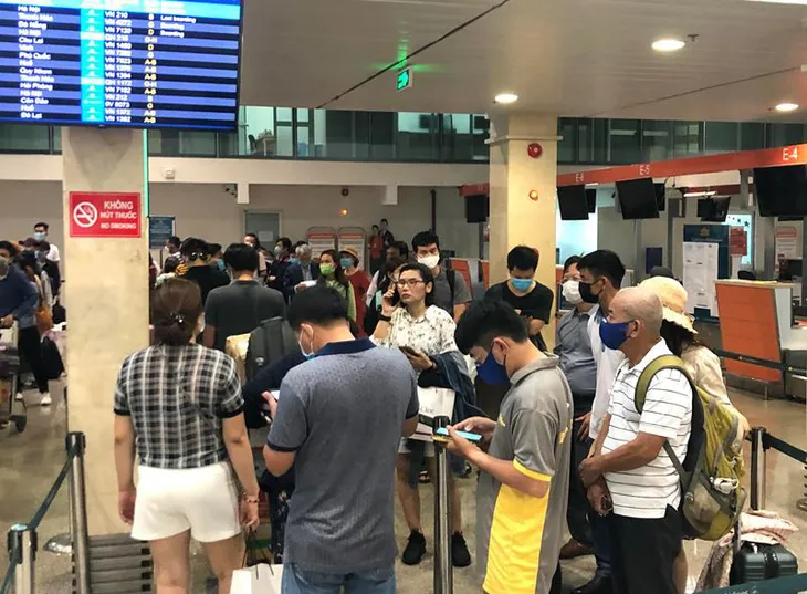 Nhịp sống hồi phục hậu COVID-19: Nhìn từ 2 sân bay lớn nhất Việt Nam - Ảnh 2. Nhịp sống hồi phục hậu COVID-19: Nhìn từ 2 sân bay lớn nhất Việt Nam - Ảnh 2.