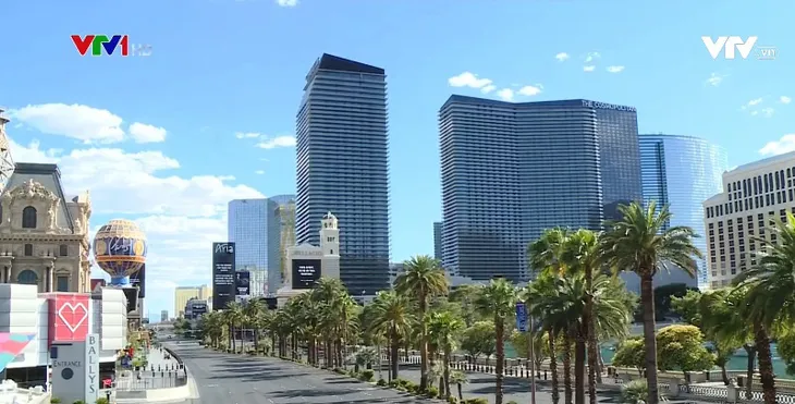 Thành phố Las Vegas (Mỹ) trải qua giấc ngủ không yên - Ảnh 1. Thành phố Las Vegas (Mỹ) trải qua giấc ngủ không yên - Ảnh 1.
