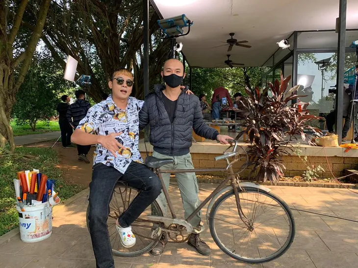 Kết thúc quay Những ngày không quên, Mr Kilogram - Việt Bắc hé lộ loạt ảnh hiếm hậu trường - Ảnh 6. Kết thúc quay Những ngày không quên, Mr Kilogram - Việt Bắc hé lộ loạt ảnh hiếm hậu trường - Ảnh 6.