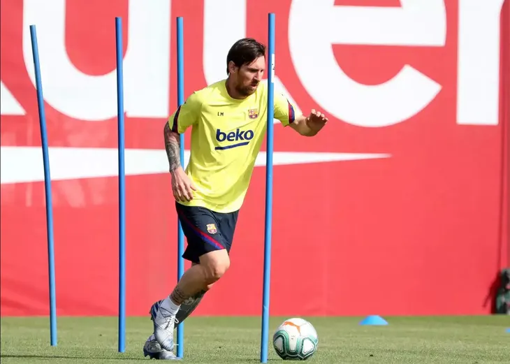 Barcelona thông báo: Messi bình phục, sẵn sàng ngày La Liga trở lại - Ảnh 3. Barcelona thông báo: Messi bình phục, sẵn sàng ngày La Liga trở lại - Ảnh 3.