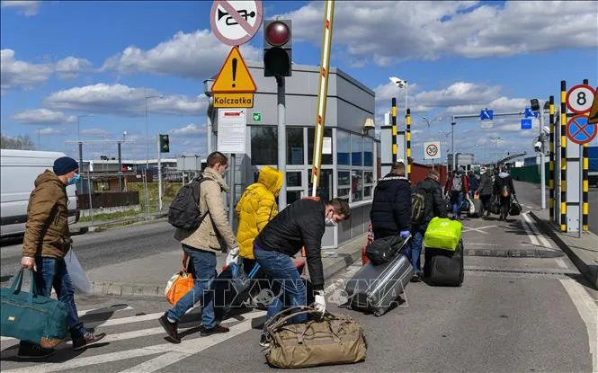Hồi sinh không gian đi lại tự do Schengen cứu du lịch: Nước mở cửa, nước vẫn đóng? - Ảnh 1. Hồi sinh không gian đi lại tự do Schengen cứu du lịch: Nước mở cửa, nước vẫn đóng? - Ảnh 1.