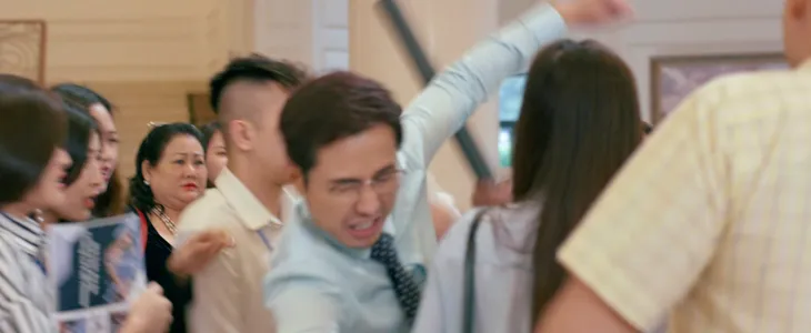 Tình yêu và tham vọng - Tập 23: Sơn (Thanh Sơn) bị thương nặng, Hoàng Thổ lại rơi vào scandal - Ảnh 6. Tình yêu và tham vọng - Tập 23: Sơn (Thanh Sơn) bị thương nặng, Hoàng Thổ lại rơi vào scandal - Ảnh 6.