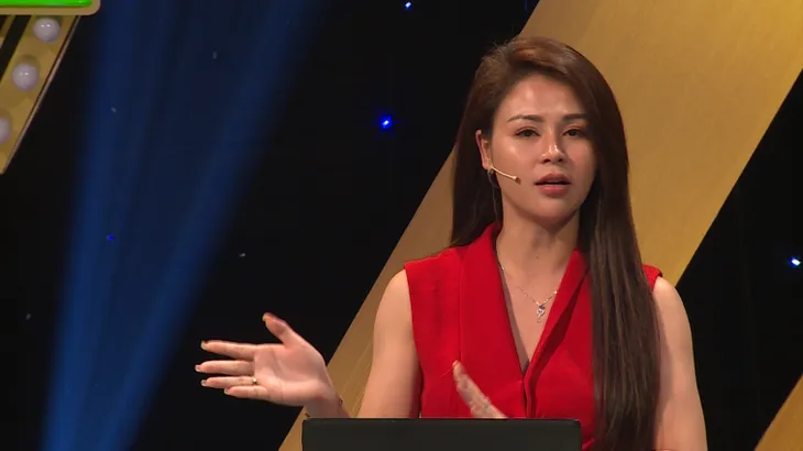 Chị cả của Những cô gái trong thành phố đại chiến trong Sức nước ngàn năm - Ảnh 4. Chị cả của Những cô gái trong thành phố đại chiến trong Sức nước ngàn năm - Ảnh 4.