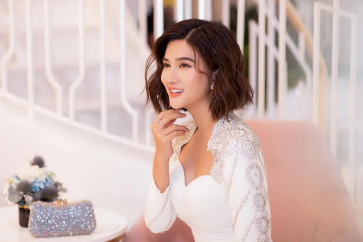 Kim Tuyến tiết lộ lý do ở ẩn - Ảnh 4. Kim Tuyến tiết lộ lý do ở ẩn - Ảnh 4.