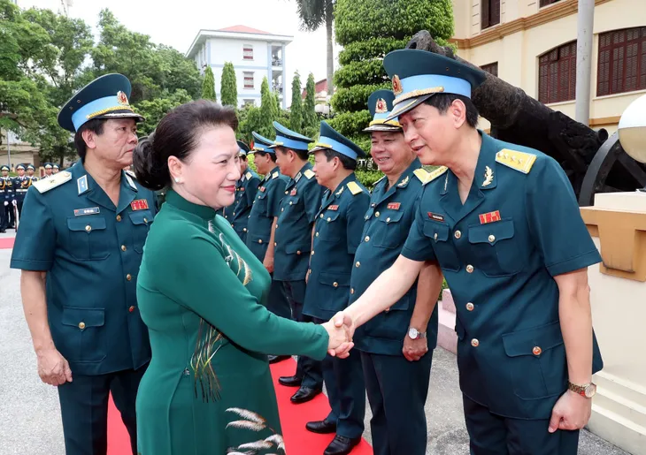 Chú trọng xây dựng Quân chủng Phòng không - Không quân tinh, gọn, mạnh, cơ động cao - Ảnh 1. Chú trọng xây dựng Quân chủng Phòng không - Không quân tinh, gọn, mạnh, cơ động cao - Ảnh 1.