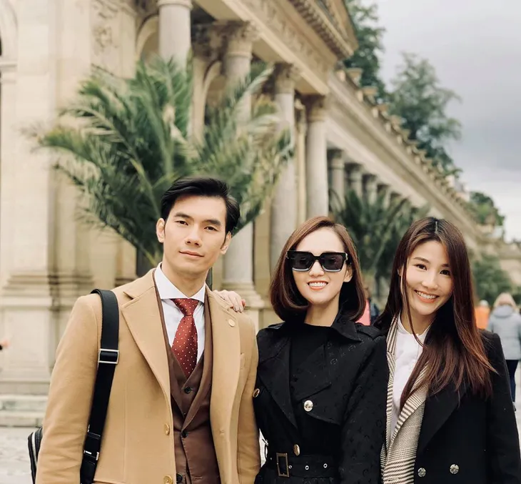 Nhớ Praha, Lã Thanh Huyền tung loạt ảnh hậu trường Tình yêu và tham vọng - Ảnh 3. Nhớ Praha, Lã Thanh Huyền tung loạt ảnh hậu trường Tình yêu và tham vọng - Ảnh 3.