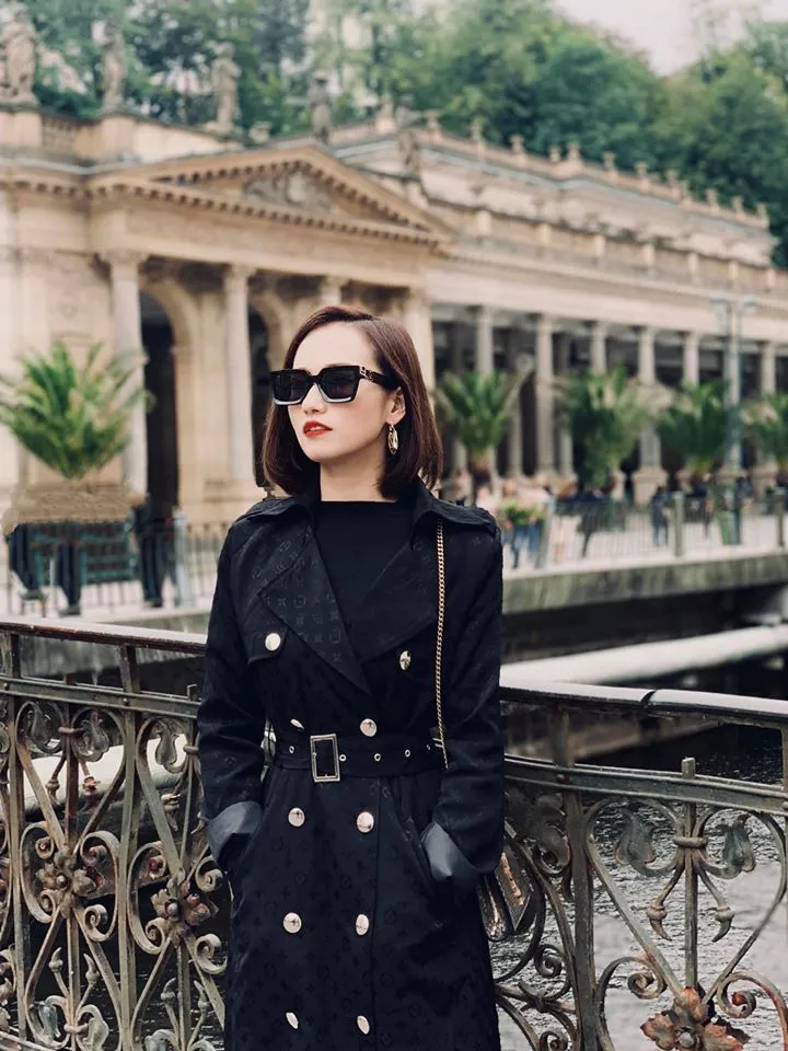 Nhớ Praha, Lã Thanh Huyền tung loạt ảnh hậu trường Tình yêu và tham vọng - Ảnh 7. Nhớ Praha, Lã Thanh Huyền tung loạt ảnh hậu trường Tình yêu và tham vọng - Ảnh 7.