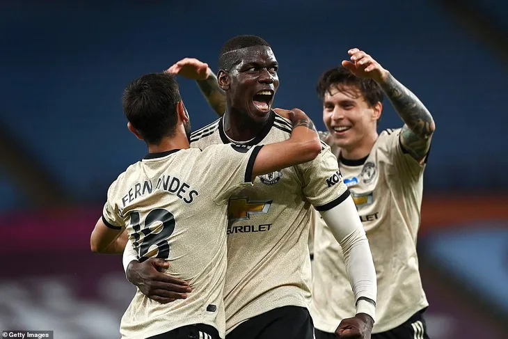Aston Villa 0-3 Manchester United: Quỷ Đỏ áp sát top 4 (Vòng 34 giải Ngoại hạng Anh) - Ảnh 4. Aston Villa 0-3 Manchester United: Quỷ Đỏ áp sát top 4 (Vòng 34 giải Ngoại hạng Anh) - Ảnh 4.