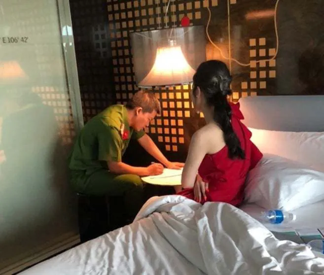 Tú ông hotboy điều hành đường dây người mẫu bán dâm 30.000 USD - Ảnh 4. Tú ông hotboy điều hành đường dây người mẫu bán dâm 30.000 USD - Ảnh 4.