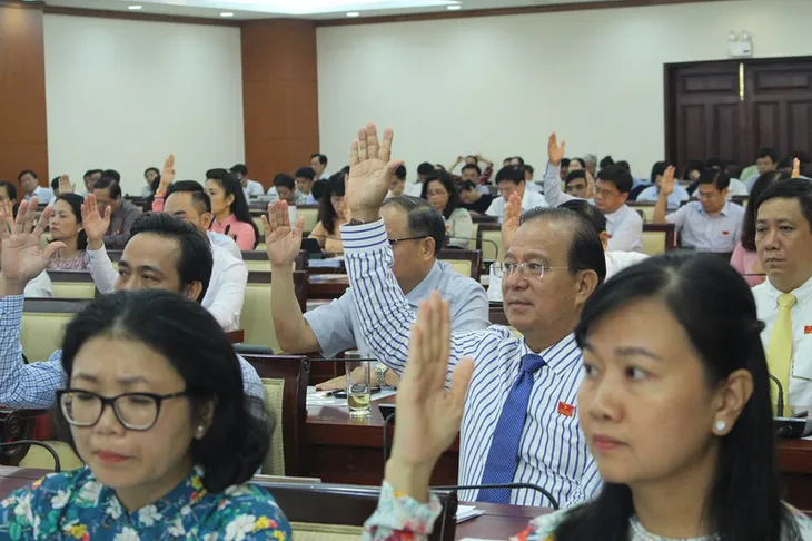 TP.HCM sẽ thu phí ô tô vào trung tâm giai đoạn 2021 - 2025 - Ảnh 1. TP.HCM sẽ thu phí ô tô vào trung tâm giai đoạn 2021 - 2025 - Ảnh 1.