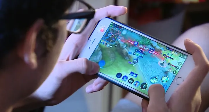 Lỗ hổng trong quản lý độ tuổi chơi game online: Biết hổng nhưng vẫn... kệ? - Ảnh 2. Lỗ hổng trong quản lý độ tuổi chơi game online: Biết hổng nhưng vẫn... kệ? - Ảnh 2.