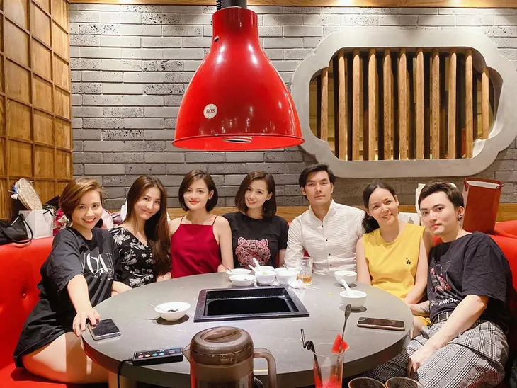 Lã Thanh Huyền chia tay đoàn làm phim Tình yêu và tham vọng - Ảnh 1. Lã Thanh Huyền chia tay đoàn làm phim Tình yêu và tham vọng - Ảnh 1.