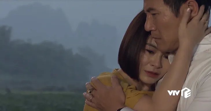 Đừng bắt em phải quên - Tập 25: Luân lên giường với Linh sau nhiều lần cố né - Ảnh 8. Đừng bắt em phải quên - Tập 25: Luân lên giường với Linh sau nhiều lần cố né - Ảnh 8.