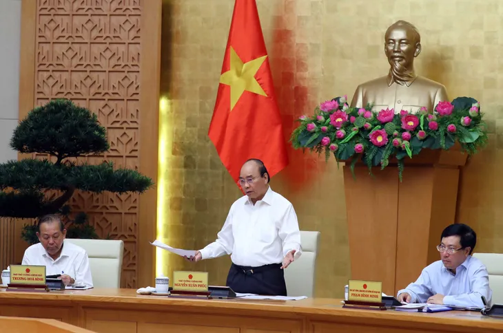 Thủ tướng Nguyễn Xuân Phúc: Anh đi tìm nguồn lực nơi này, nơi khác nhưng lại để một đống tiền ngay trên địa bàn của anh - Ảnh 4. Thủ tướng Nguyễn Xuân Phúc: Anh đi tìm nguồn lực nơi này, nơi khác nhưng lại để một đống tiền ngay trên địa bàn của anh - Ảnh 4.