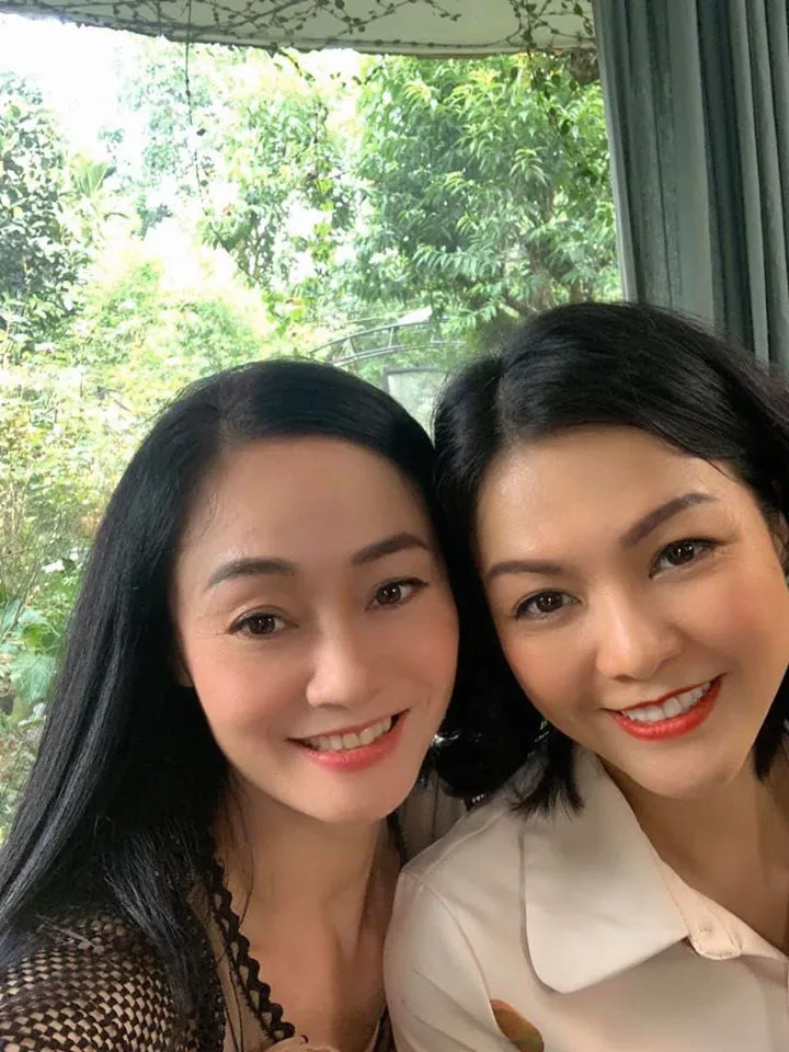 Bất ngờ với nhan sắc đời thường của Ngân Đừng bắt em phải quên - Ảnh 8. Bất ngờ với nhan sắc đời thường của Ngân Đừng bắt em phải quên - Ảnh 8.