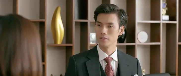 Tình yêu và tham vọng - Tập 35: Minh thiên vị Linh ở công ty, Tuệ Lâm nóng mắt - Ảnh 2. Tình yêu và tham vọng - Tập 35: Minh thiên vị Linh ở công ty, Tuệ Lâm nóng mắt - Ảnh 2.
