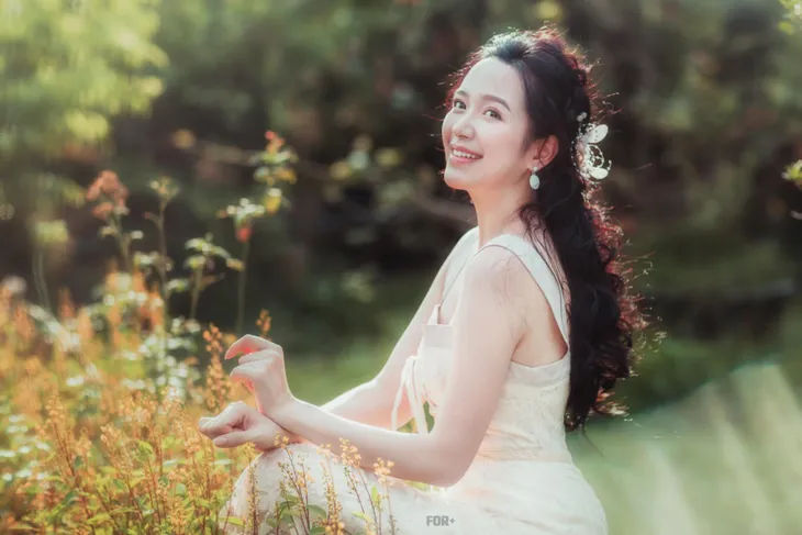 Bẵng một thời gian, Lan Những cô gái trong thành phố bỗng hóa nàng thơ trong bộ ảnh mới - Ảnh 3. Bẵng một thời gian, Lan Những cô gái trong thành phố bỗng hóa nàng thơ trong bộ ảnh mới - Ảnh 3.