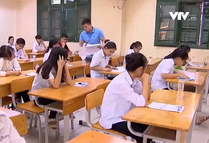 Tuyển sinh lớp 10 năm 2020: Vì sao chương trình song bằng có sức hút lớn? - Ảnh 1. Tuyển sinh lớp 10 năm 2020: Vì sao chương trình song bằng có sức hút lớn? - Ảnh 1.