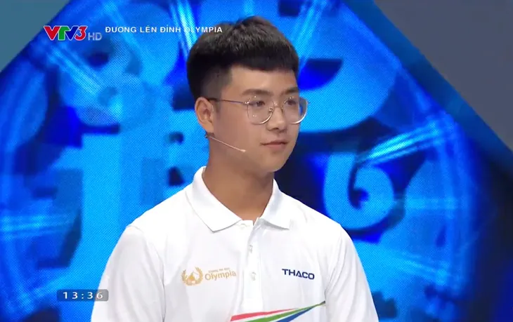 Nam sinh Đà Lạt gây sốt Đường lên đỉnh Olympia vì vẻ thư sinh - Ảnh 1. Nam sinh Đà Lạt gây sốt Đường lên đỉnh Olympia vì vẻ thư sinh - Ảnh 1.