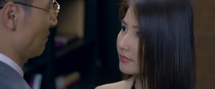 Tình yêu và tham vọng - Tập 36: Linh một lần nữa bị nghi là gián điệp, chấp nhận bị đuổi khỏi Hoàng Thổ - Ảnh 9. Tình yêu và tham vọng - Tập 36: Linh một lần nữa bị nghi là gián điệp, chấp nhận bị đuổi khỏi Hoàng Thổ - Ảnh 9.