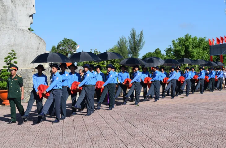 Truy điệu, cải táng 52 hài cốt liệt sĩ nhân ngày Thương binh - Liệt sĩ 27/7 - Ảnh 1. Truy điệu, cải táng 52 hài cốt liệt sĩ nhân ngày Thương binh - Liệt sĩ 27/7 - Ảnh 1.