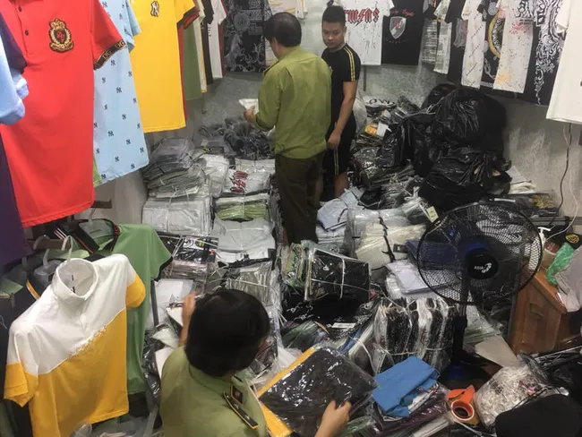6 tháng đầu năm xử lý hơn 12.000 vụ gian lận thương mại, thu hồi hơn 421 tỷ đồng tiền thuế - Ảnh 1. 6 tháng đầu năm xử lý hơn 12.000 vụ gian lận thương mại, thu hồi hơn 421 tỷ đồng tiền thuế - Ảnh 1.