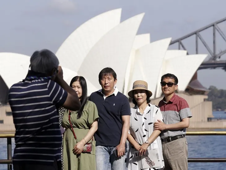 “Du lịch tại chỗ” lên ngôi tại Australia thời COVID-19 - Ảnh 2. “Du lịch tại chỗ” lên ngôi tại Australia thời COVID-19 - Ảnh 2.