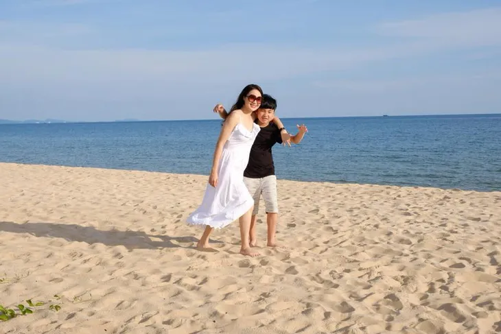 Thoải mái chia sẻ ảnh con nhưng Hồng Diễm giữ bí mật ông xã đến cùng - Ảnh 1. Thoải mái chia sẻ ảnh con nhưng Hồng Diễm giữ bí mật ông xã đến cùng - Ảnh 1.