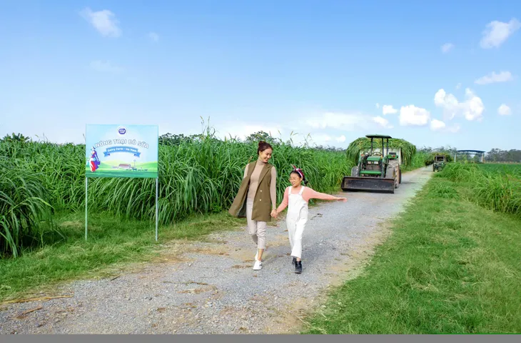Thoải mái chia sẻ ảnh con nhưng Hồng Diễm giữ bí mật ông xã đến cùng - Ảnh 9. Thoải mái chia sẻ ảnh con nhưng Hồng Diễm giữ bí mật ông xã đến cùng - Ảnh 9.