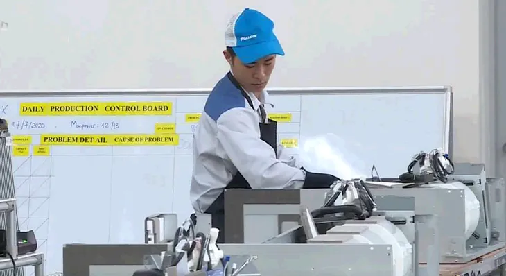 63% công ty Nhật tại Việt Nam sẽ mở rộng kinh doanh - Ảnh 2. 63% công ty Nhật tại Việt Nam sẽ mở rộng kinh doanh - Ảnh 2.