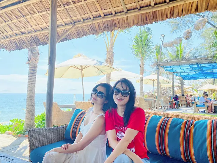 Cặp đôi Phía trước là bầu trời khoe vẻ trẻ trung sau 19 năm - Ảnh 8. Cặp đôi Phía trước là bầu trời khoe vẻ trẻ trung sau 19 năm - Ảnh 8.