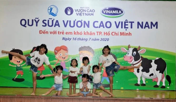 Hành trình tiếp sức dinh dưỡng, kết nối yêu thương của Quỹ sữa vươn cao Việt Nam - Ảnh 1. Hành trình tiếp sức dinh dưỡng, kết nối yêu thương của Quỹ sữa vươn cao Việt Nam - Ảnh 1.