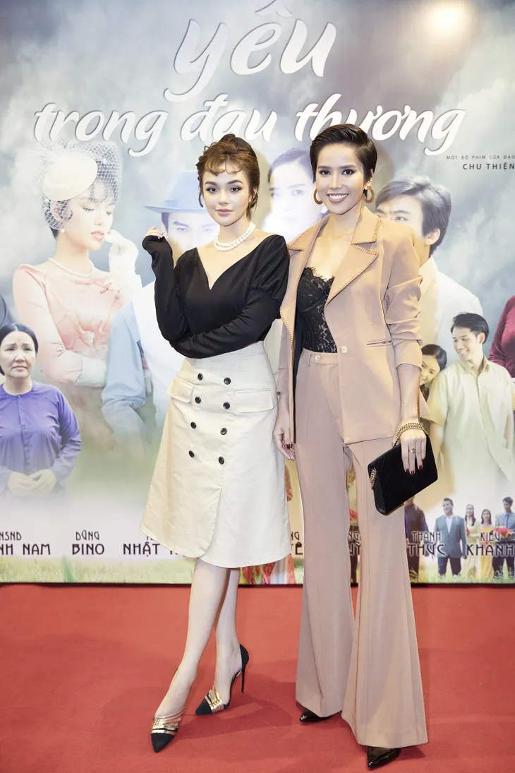 Hai nữ chính Yêu trong đau thương khoe vẻ cá tính với tóc tém - Ảnh 1. Hai nữ chính Yêu trong đau thương khoe vẻ cá tính với tóc tém - Ảnh 1.