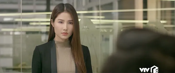 Tình yêu và tham vọng - Tập 38: Linh dốc hết tiền bạc trả nợ thay mẹ kế, đau lòng nghe Minh xử phạt - Ảnh 13. Tình yêu và tham vọng - Tập 38: Linh dốc hết tiền bạc trả nợ thay mẹ kế, đau lòng nghe Minh xử phạt - Ảnh 13.