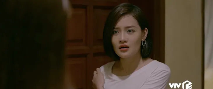 Tình yêu và tham vọng - Tập 38: Linh dốc hết tiền bạc trả nợ thay mẹ kế, đau lòng nghe Minh xử phạt - Ảnh 20. Tình yêu và tham vọng - Tập 38: Linh dốc hết tiền bạc trả nợ thay mẹ kế, đau lòng nghe Minh xử phạt - Ảnh 20.