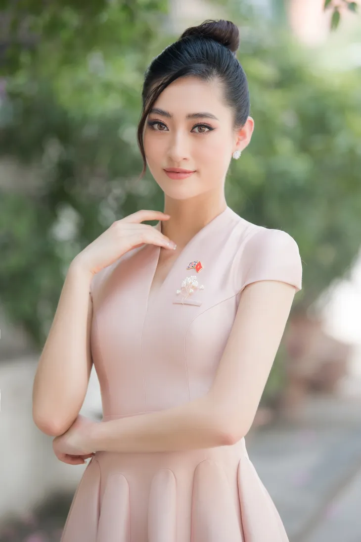 Lương Thuỳ Linh đồng hành cùng Đại sứ quán Anh phòng chống buôn bán người - Ảnh 6. Lương Thuỳ Linh đồng hành cùng Đại sứ quán Anh phòng chống buôn bán người - Ảnh 6.