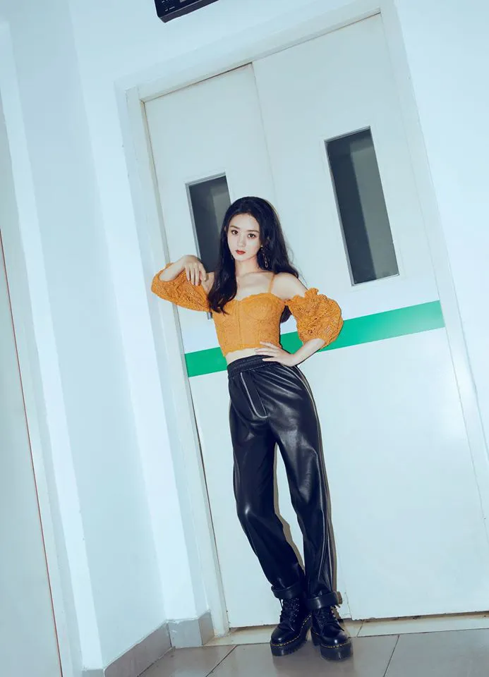 Nhà hàng Trung hoa chính thức lên sóng, Triệu Lệ Dĩnh khoe sắc ngọt ngào - Ảnh 4. Nhà hàng Trung hoa chính thức lên sóng, Triệu Lệ Dĩnh khoe sắc ngọt ngào - Ảnh 4.
