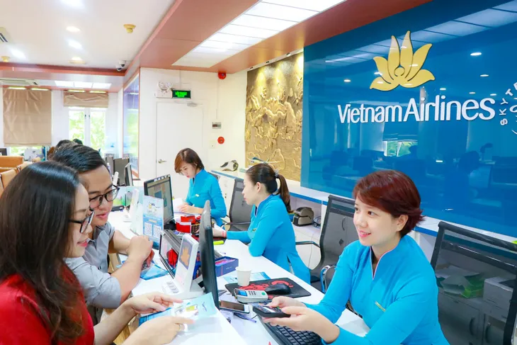 Mua vé máy bay với ưu đãi trả góp lãi suất 0% - Ảnh 1. Mua vé máy bay với ưu đãi trả góp lãi suất 0% - Ảnh 1.