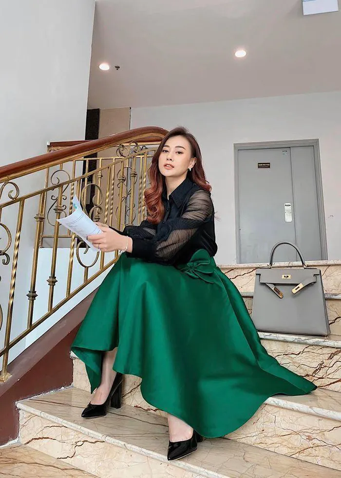 Quỳnh búp bê Phương Oanh kiệt sức, tạm nghỉ đóng phim - Ảnh 1. Quỳnh búp bê Phương Oanh kiệt sức, tạm nghỉ đóng phim - Ảnh 1.