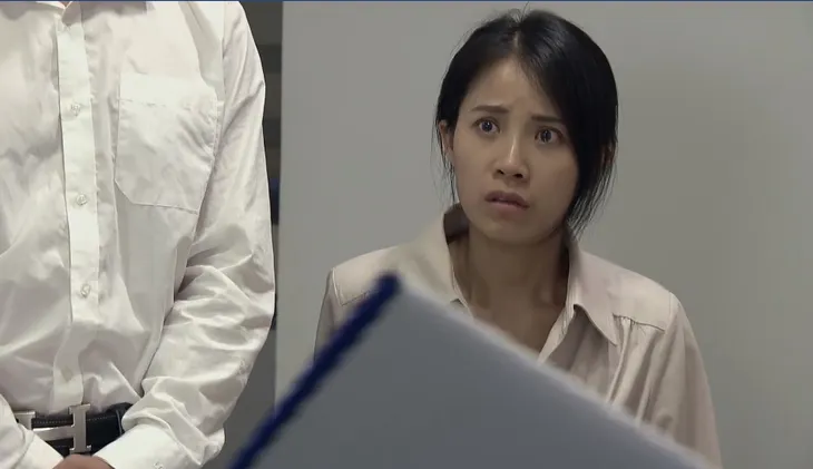 Lựa chọn số phận - Tập 14: Tình (Phan Anh) nằm viện, bị nhân tình đến đòi nợ hơn 1 tỷ - Ảnh 3. Lựa chọn số phận - Tập 14: Tình (Phan Anh) nằm viện, bị nhân tình đến đòi nợ hơn 1 tỷ - Ảnh 3.