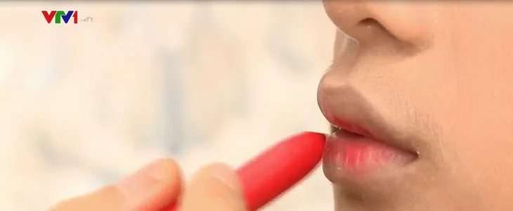 Dùng mỹ phẩm quá sớm, trẻ em đối mặt nhiều nguy hại cho da - Ảnh 1. Dùng mỹ phẩm quá sớm, trẻ em đối mặt nhiều nguy hại cho da - Ảnh 1.