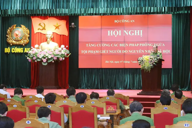 96% vụ án giết người do nguyên nhân xã hội, nhiều vụ liên quan tình ái, rượu bia - Ảnh 1. 96% vụ án giết người do nguyên nhân xã hội, nhiều vụ liên quan tình ái, rượu bia - Ảnh 1.