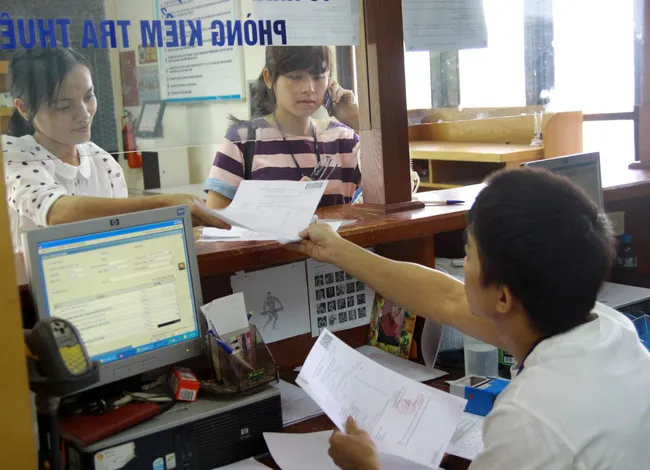 TP.HCM dự kiến chỉ đạt 86% dự toán thu ngân sách năm 2020 - Ảnh 2. TP.HCM dự kiến chỉ đạt 86% dự toán thu ngân sách năm 2020 - Ảnh 2.