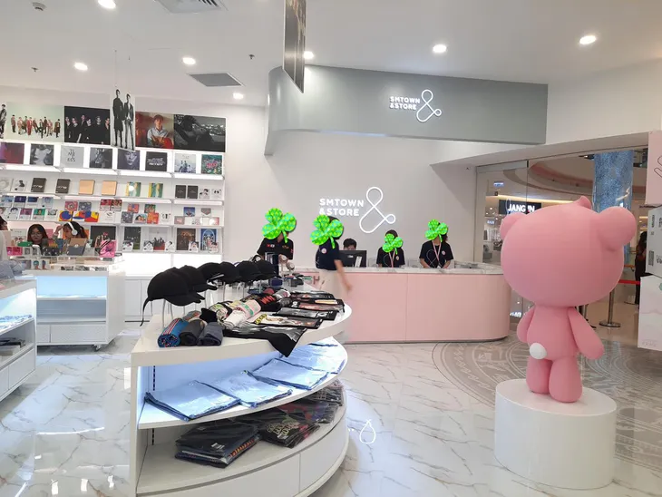 SM TOWN ở Việt Nam có những gì? - Ảnh 4. SM TOWN ở Việt Nam có những gì? - Ảnh 4.