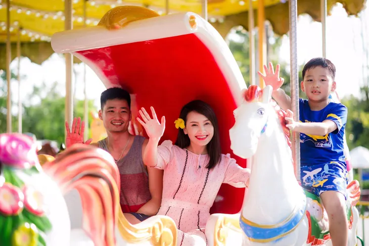 Bảo Thanh nối gót Phương Oanh, Phanh Lee tạm dừng đóng phim - Ảnh 2. Bảo Thanh nối gót Phương Oanh, Phanh Lee tạm dừng đóng phim - Ảnh 2.