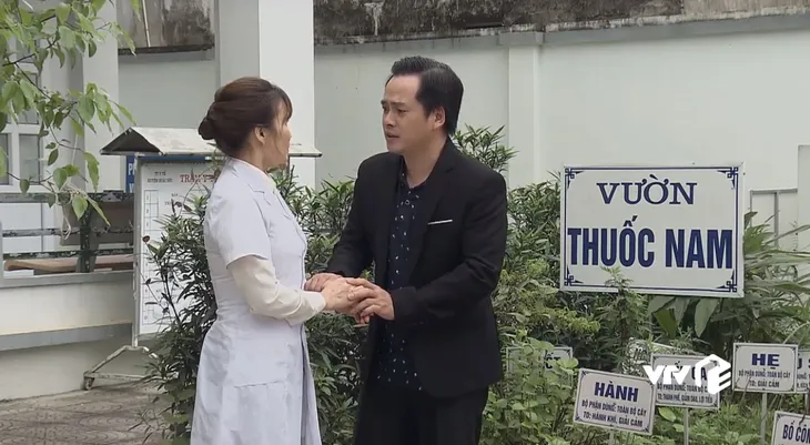 Đừng bắt em phải quên - Tập 22: Loạt bằng chứng cho thấy Ngọc là con gái của Vũ - Ảnh 7. Đừng bắt em phải quên - Tập 22: Loạt bằng chứng cho thấy Ngọc là con gái của Vũ - Ảnh 7.