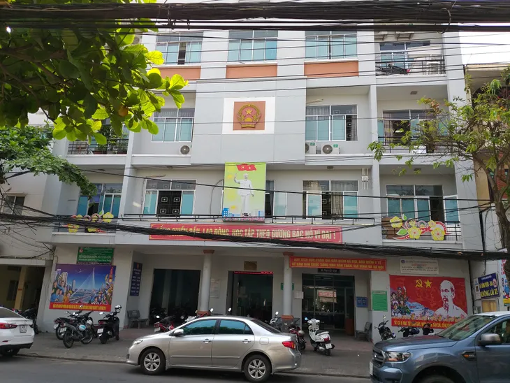 Công bố lịch trình 16 ca mắc COVID-19, có bệnh nhân là cán bộ thanh tra, HĐND phường - Ảnh 2. Công bố lịch trình 16 ca mắc COVID-19, có bệnh nhân là cán bộ thanh tra, HĐND phường - Ảnh 2.